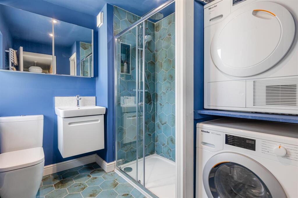 A13 - 12 Trinity Mews, Torquay - 250523.jpg