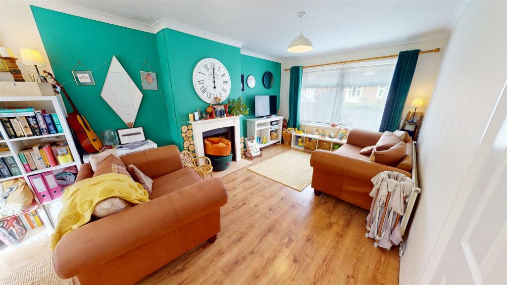 Cumberland Crescent Reception Room