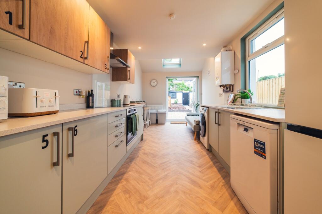 Call 02920 668585 to secure your viewing_36