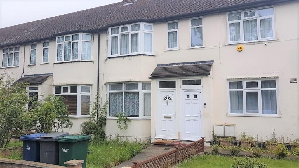 2 Bedroom Garden Maisonette