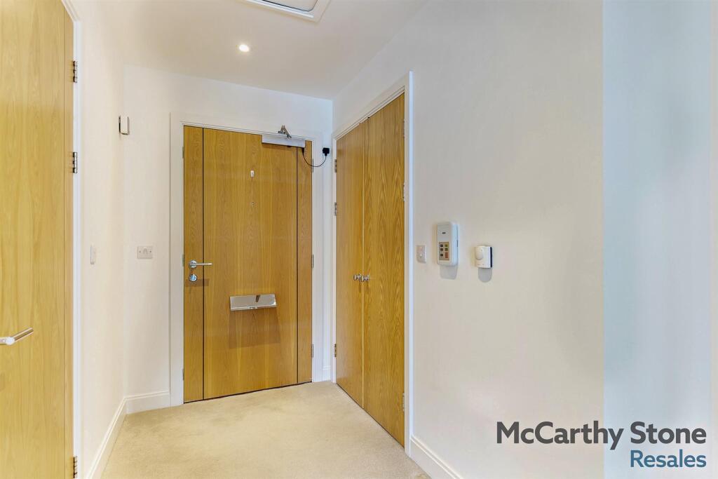 8655979-interior08-800.jpg