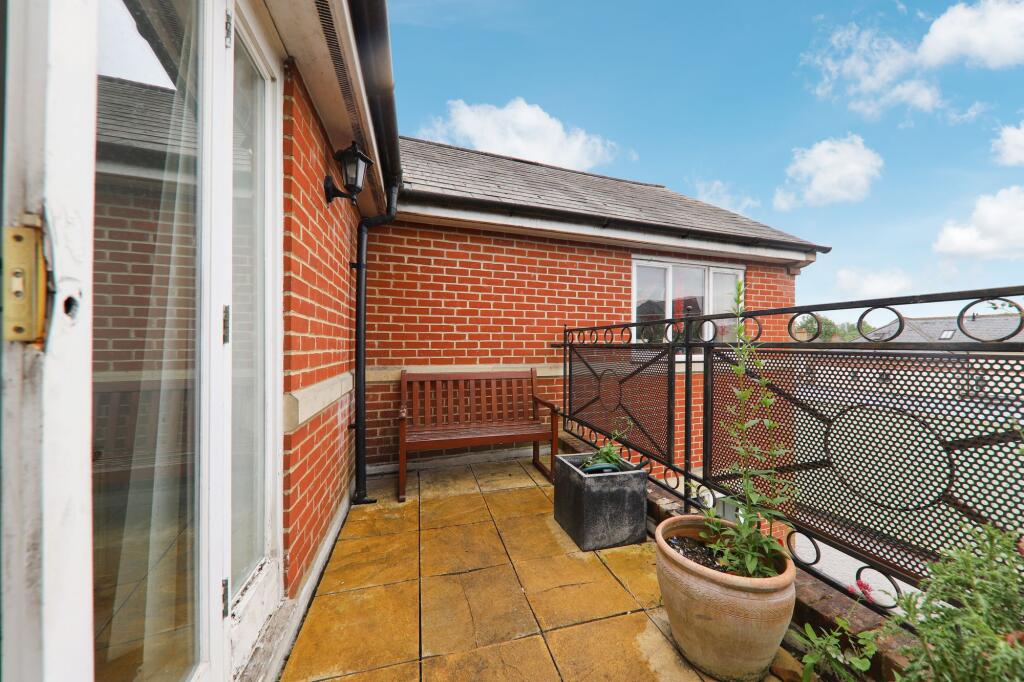 Balcony (2)