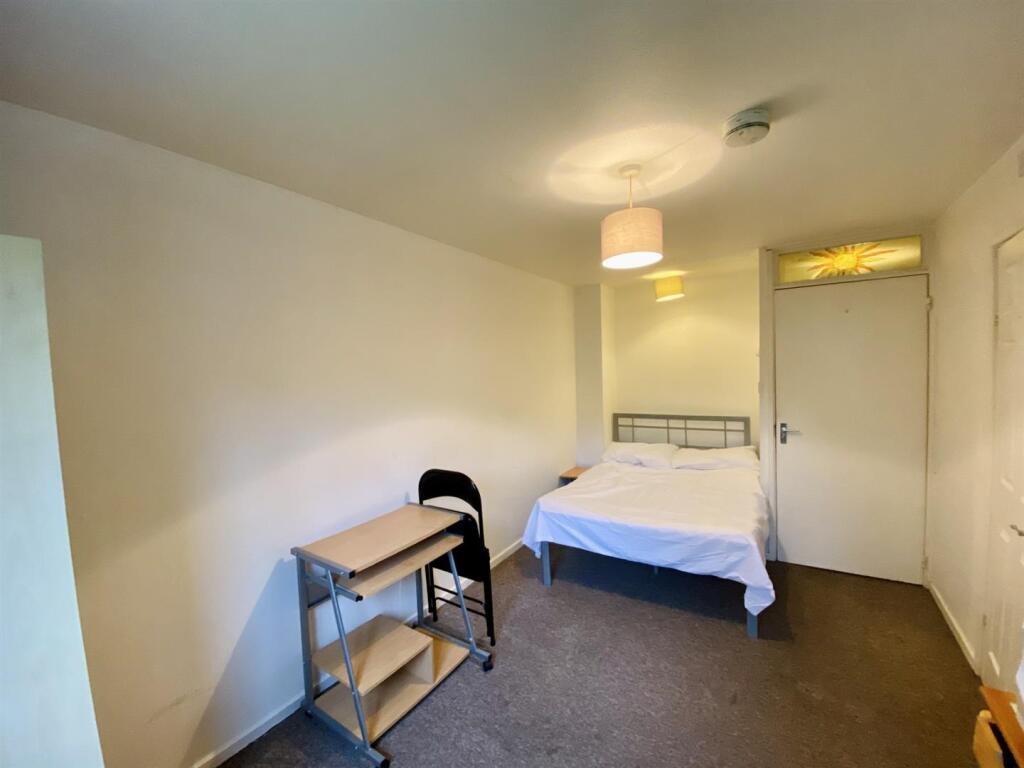 Room 1.1.jpg