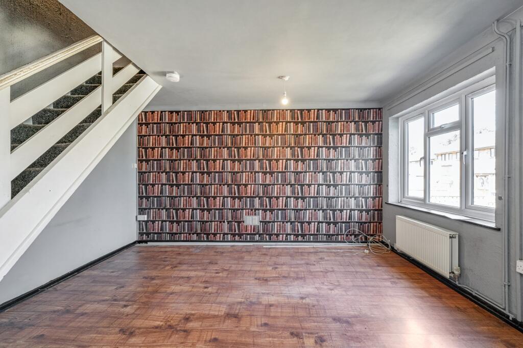 64 Holworthy Road, Norwich, NR5 9DG