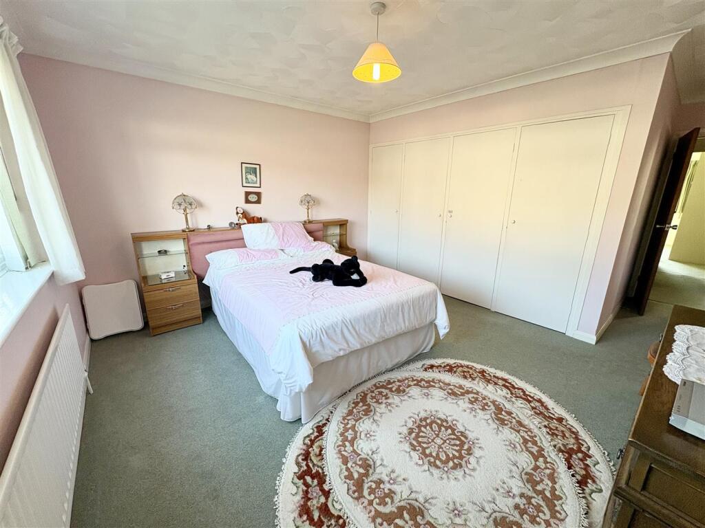 bed1b.jpg