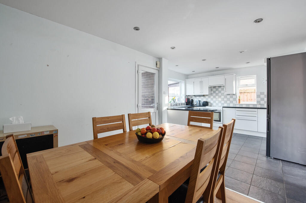 97 Beaulieu Garde...