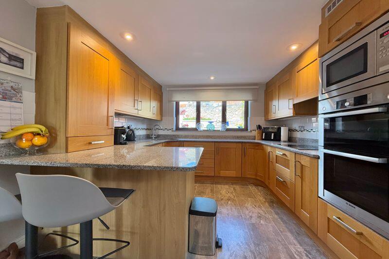 Re-styled Kitchen/Breakfast