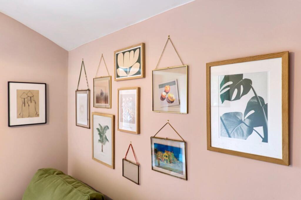 08-d4c3JHPropworld - 34 Fairlawn Park - 24-medium.