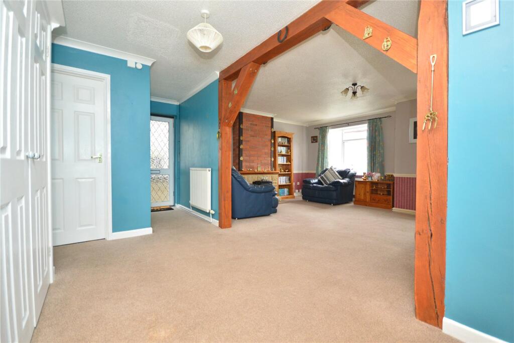 Sitting Room/Hall