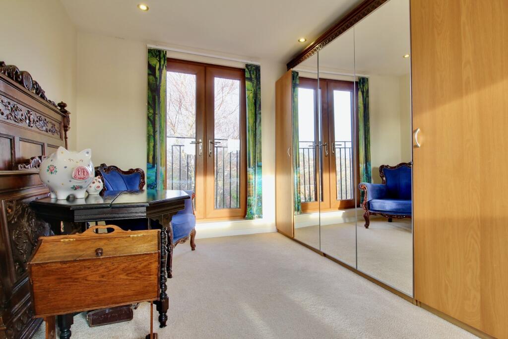 Bedroom 1 Dressing Area