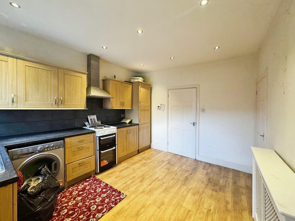 2779c140-image_pi...