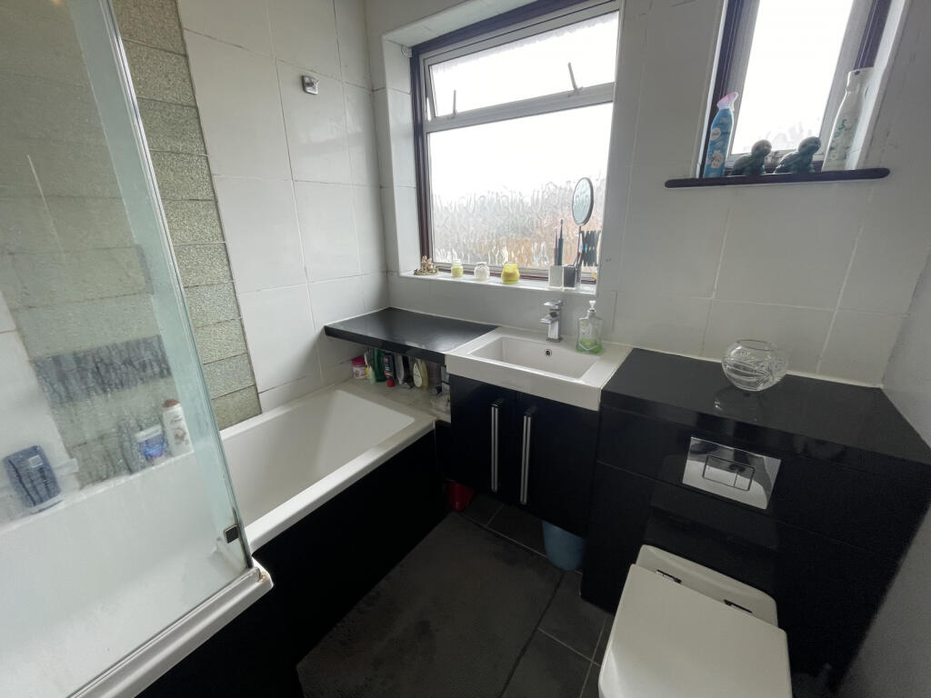 Family bathroom