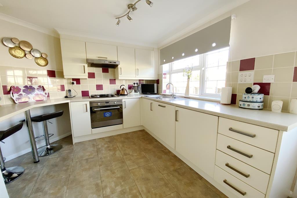 kitchen/Breakfast Rm