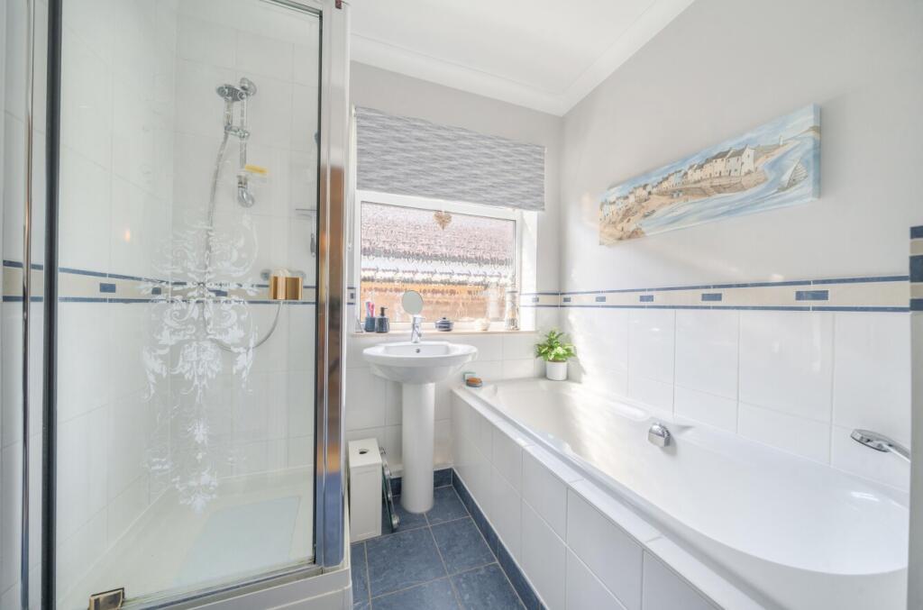 1298544-47-683046...