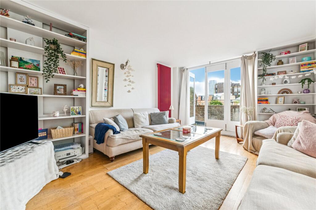 Sunbury Lane, London, SW11