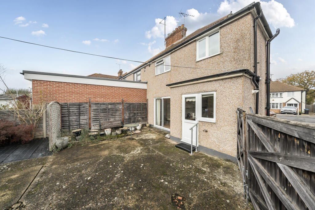 1372930-19-690cbd...