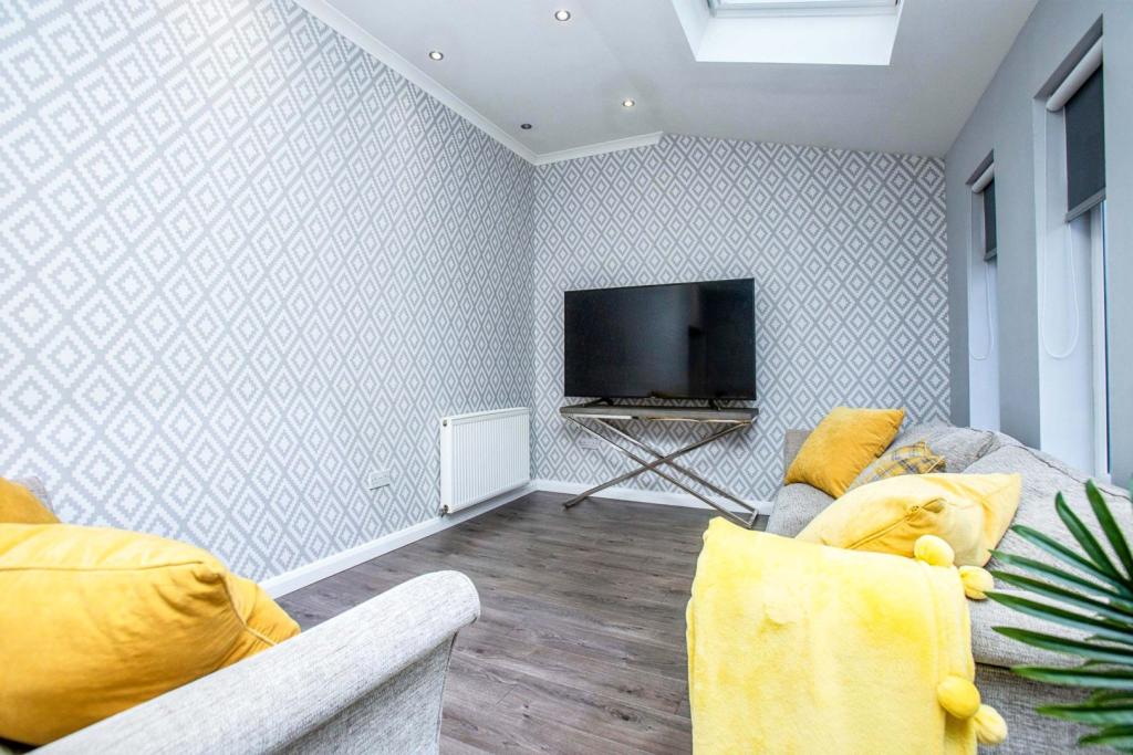 Dining / Family Room
