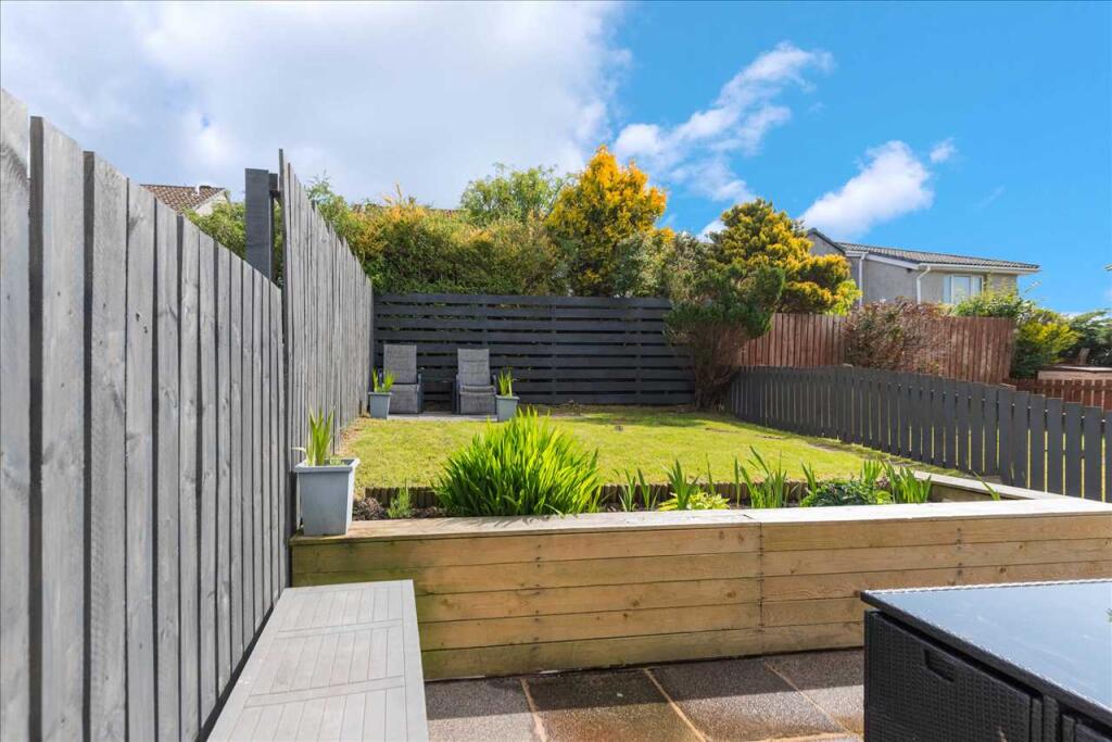 Rear Garden (2)