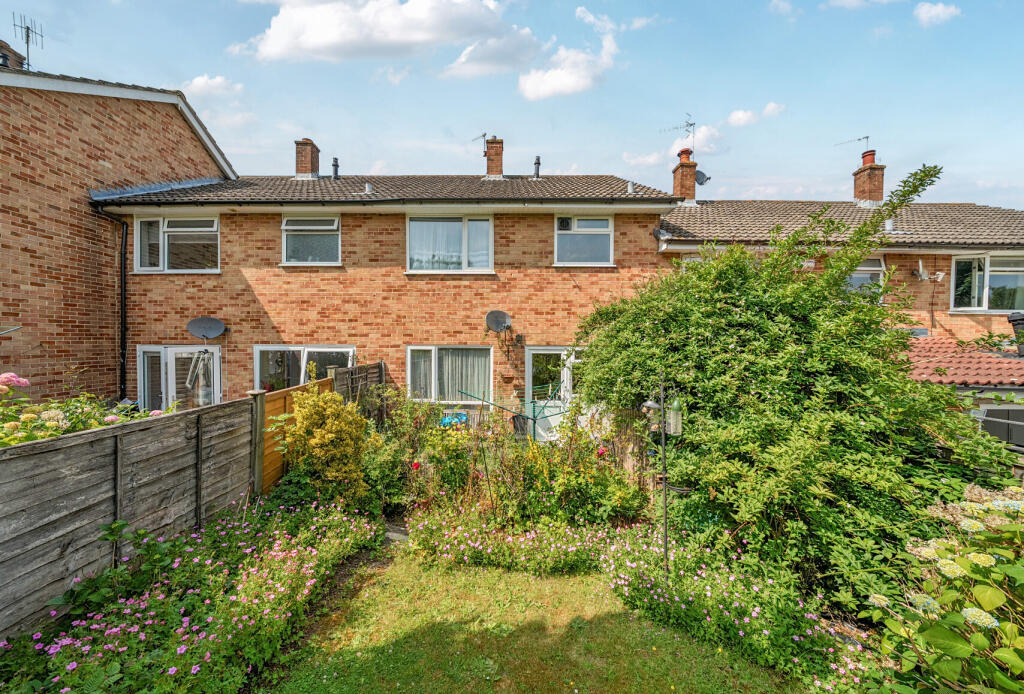 1311104-5-6851a68...