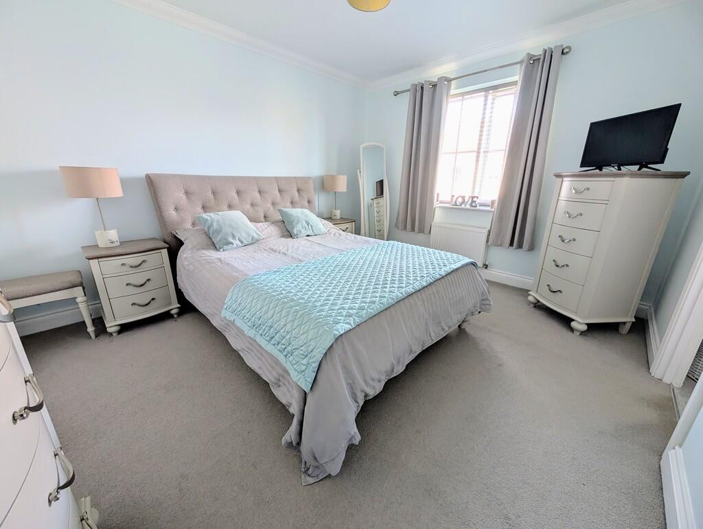 PXL_20241023_1103...