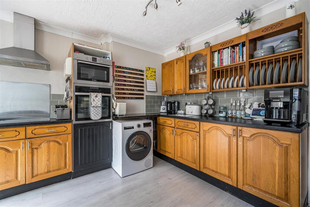 Kitche/Diner