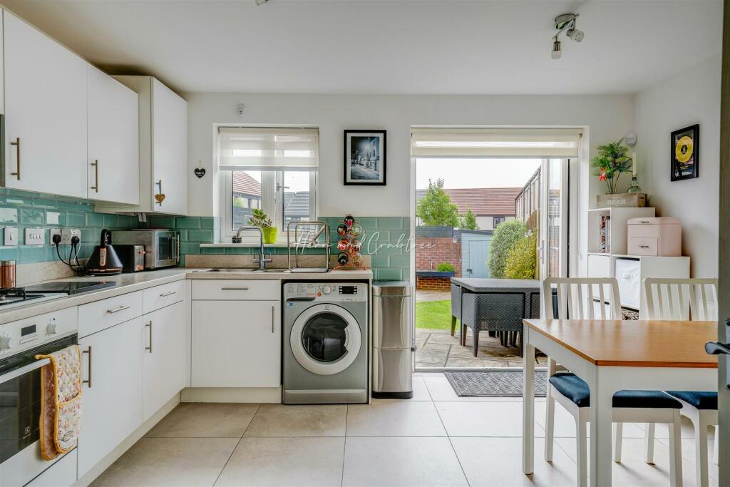 Church Road, Old St Mellons, HernCrabtree (2).jpg