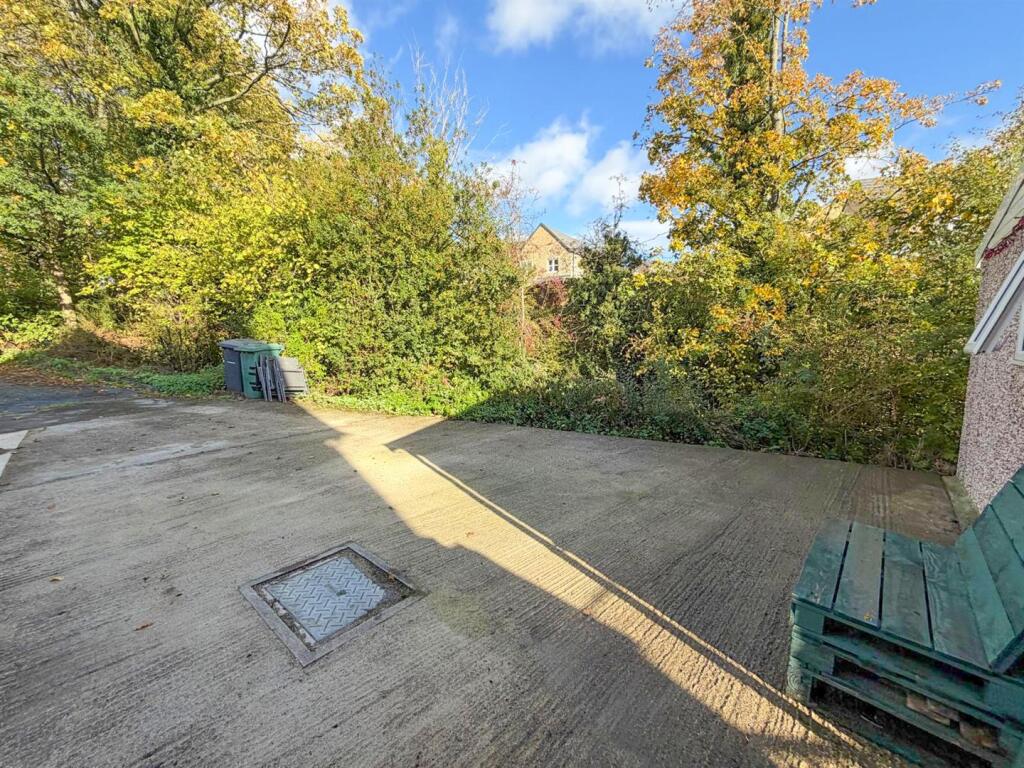 3 bed semi detached, Silsden