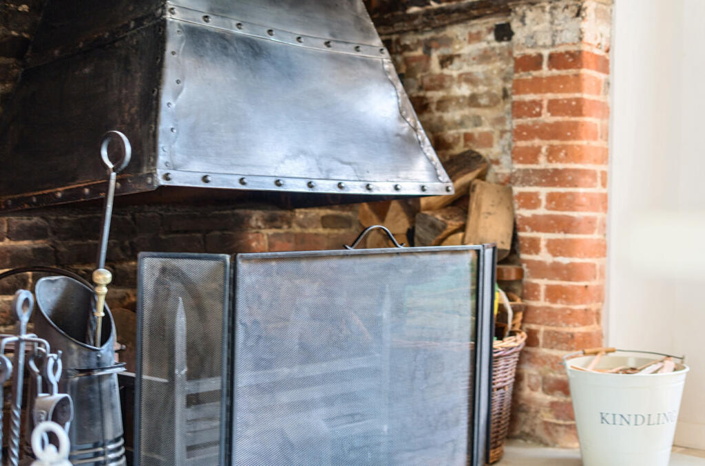 1310659-13-686271...