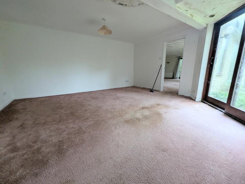 1000033167 T202510061132.jpg