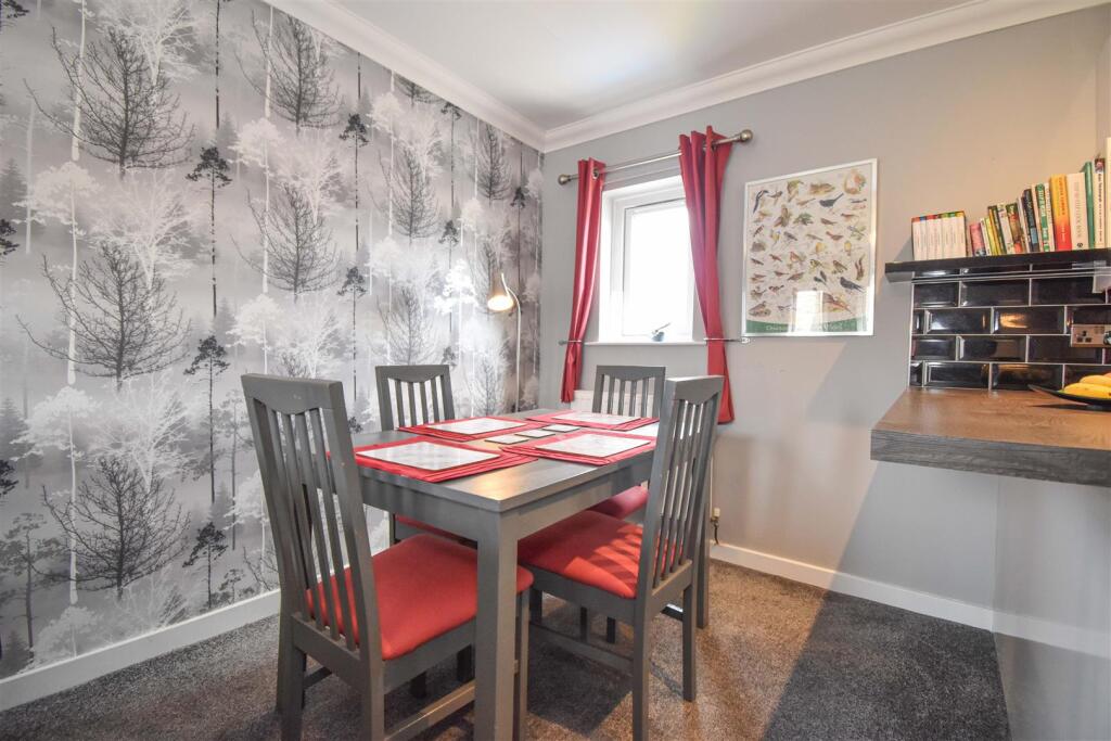 Open Plan Living Room &amp; Kitchen