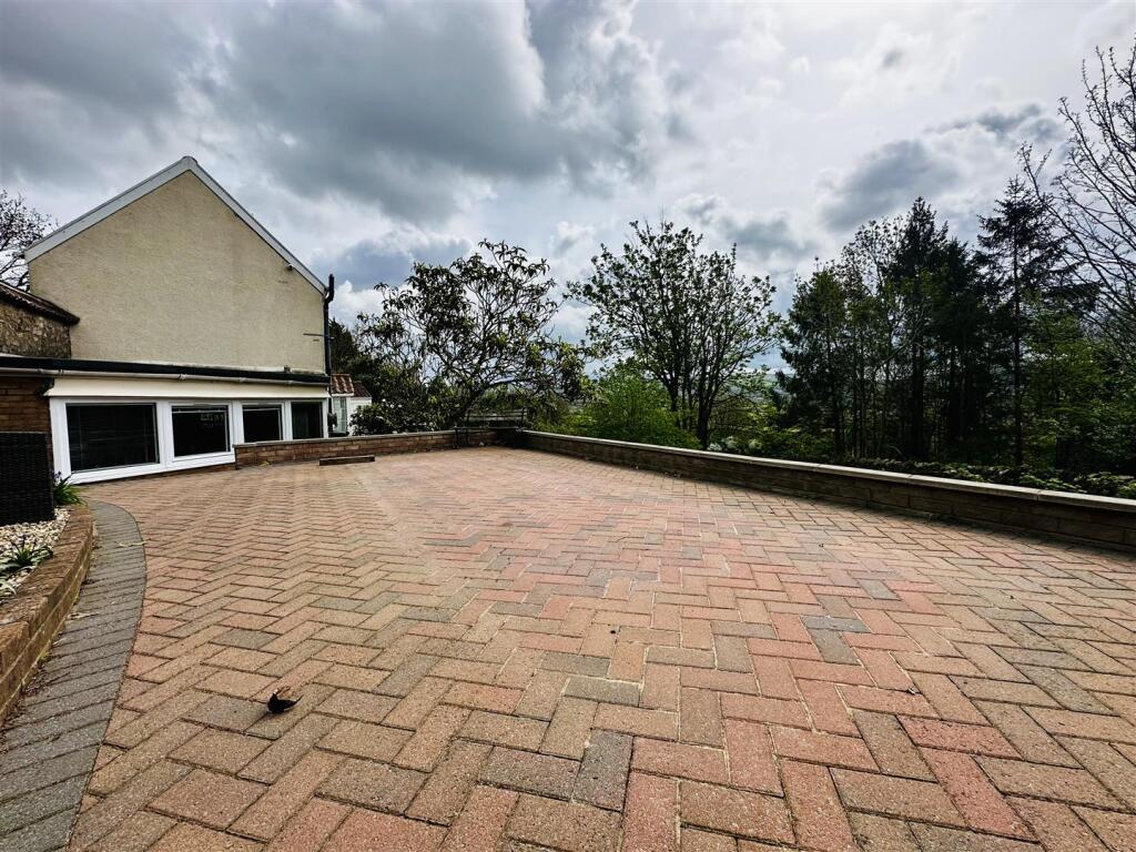 Enclosed Courtyard