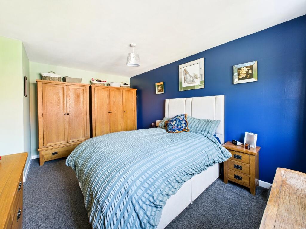 CAM05192G0-PR0041-STILL029