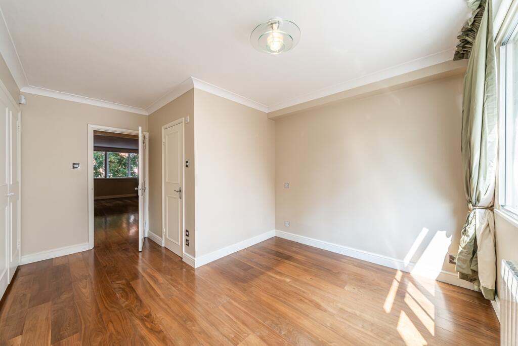 1-2-Bristol-House...