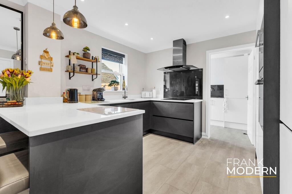 Kitchen / Diner