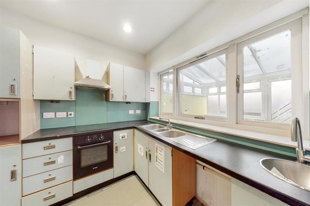 45A Langham Gardens - XsrZrTIBmts21Kpxmcbb.jpg