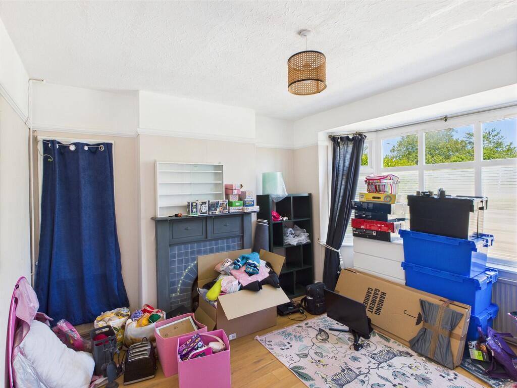 CAM04578G0-PR0012...