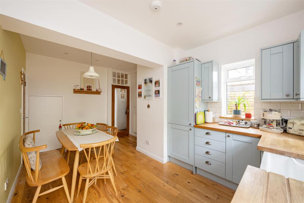 Sunnymead Road Hi-7.jpg