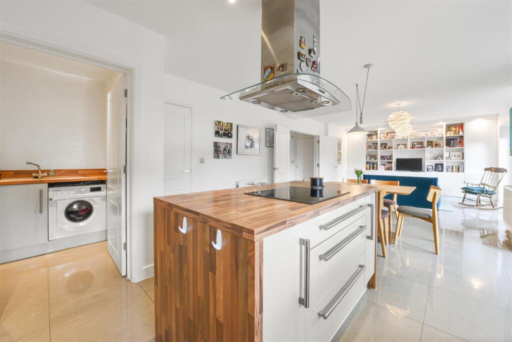 Kitchen/Diner/Family Room