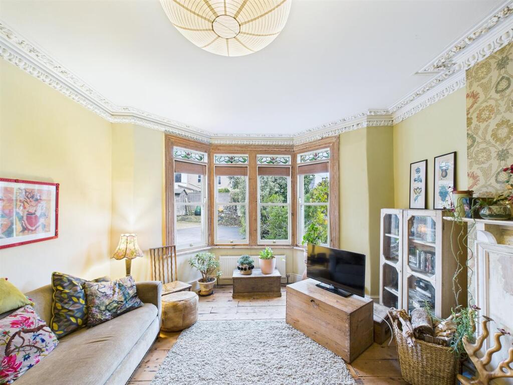 10 - 3 bedroom semi.jpg