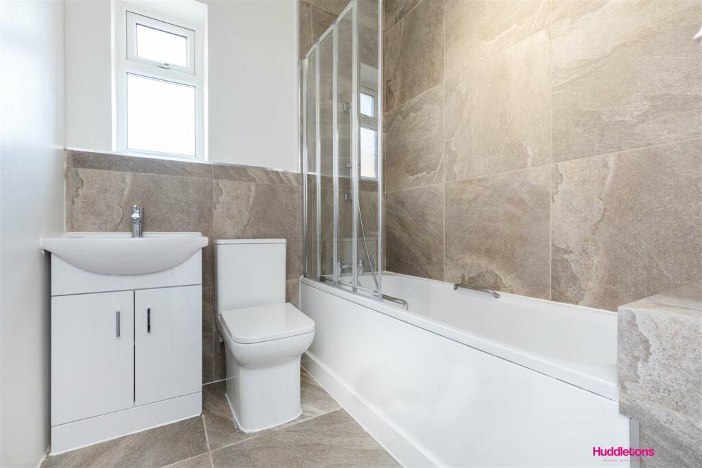 130A Chalton Street-10.jpg