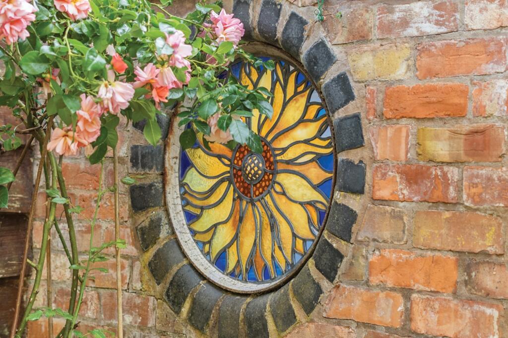 1311073-27-685199dca98b0