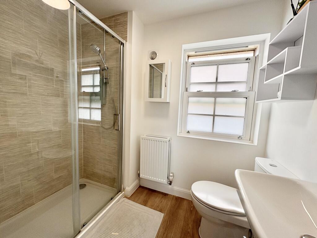 Ensuite