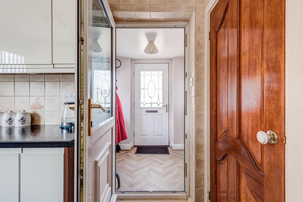 22SouthfieldCrescent(Interior)-14.jpg
