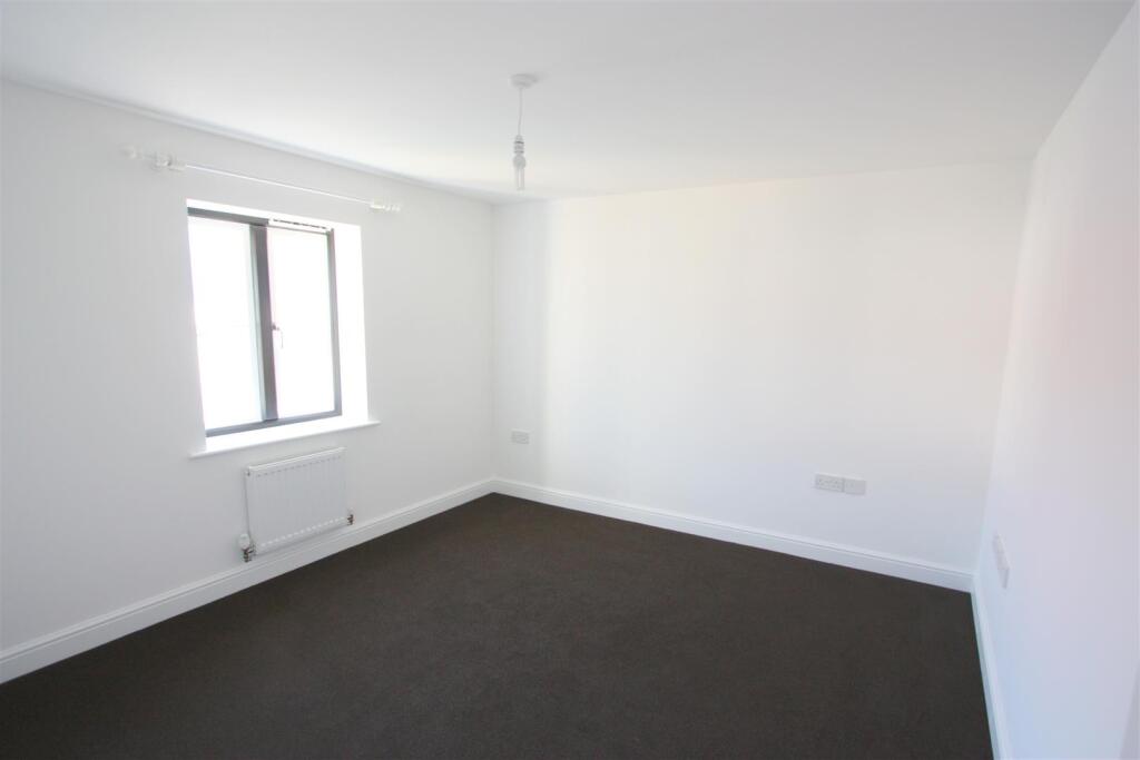 30 Stret Constantine Bedroom 2