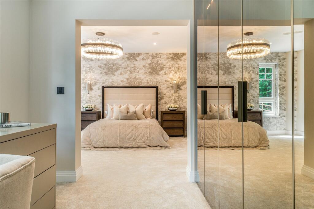 Principal Bedroom
