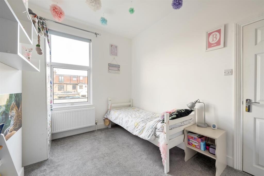 Mitcham Road, E6