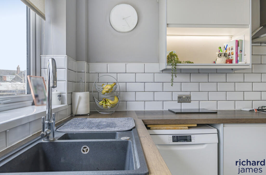 257f70bb2c184f5c8c7820e15eeb1b53