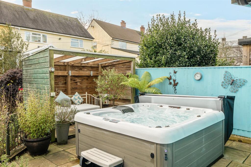Hot tub
