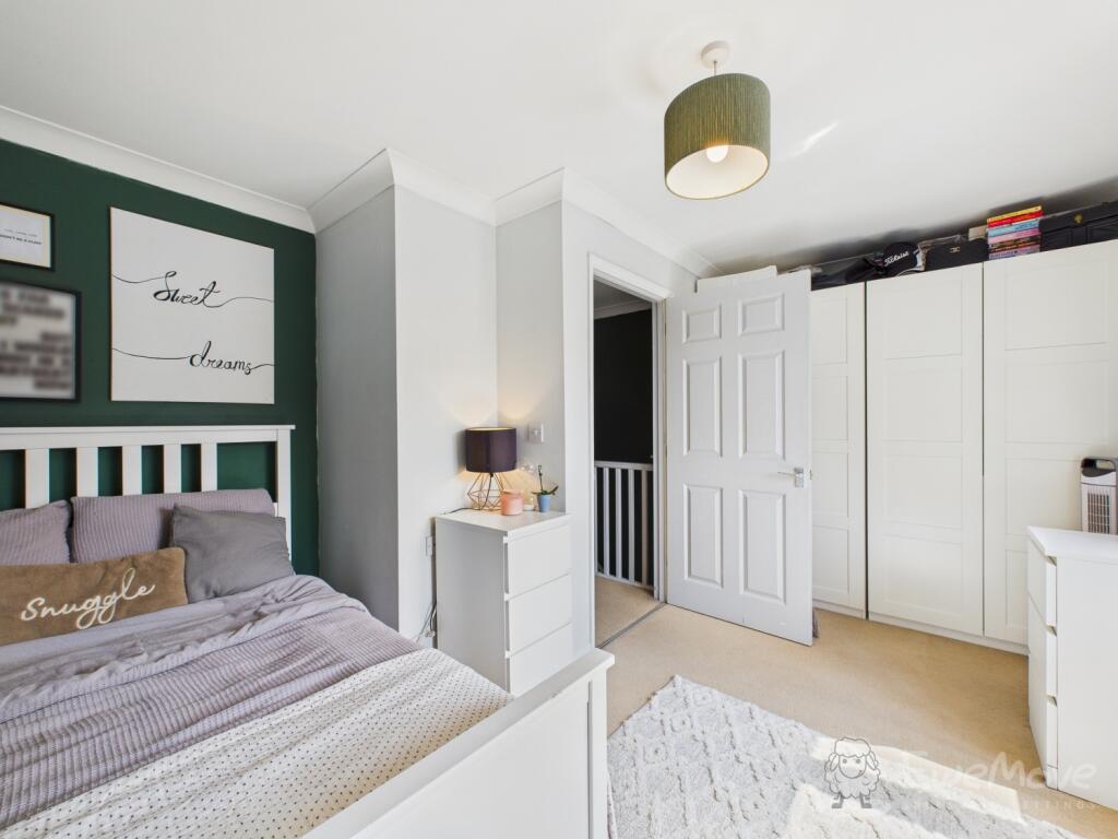 CAM03624G0-PR0159-STILL033