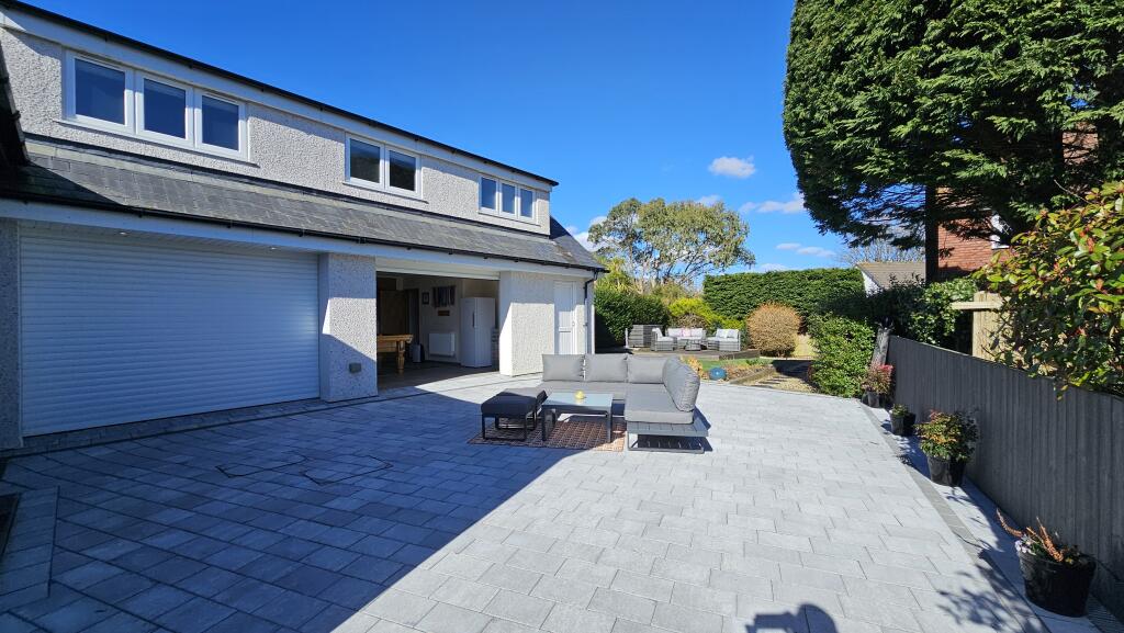 Rear garden